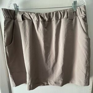 RBX ATHLEISURE SKORT W/ POCKETS/BELT LOOPS/SHORTS - TAUPE/GRAY LADIES SIZE XL/TG